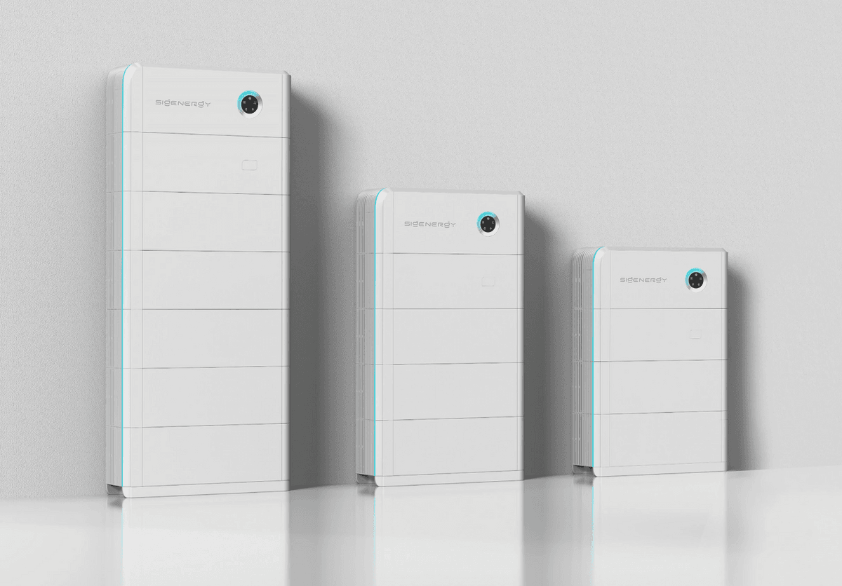 Sigenergy manufacturer image showing three SigenStor stack heights